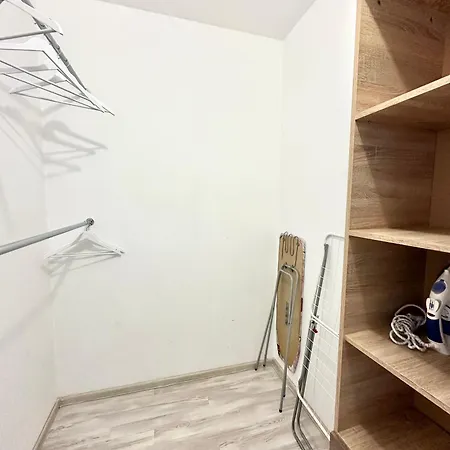 Apartment City Rooms Apartments *