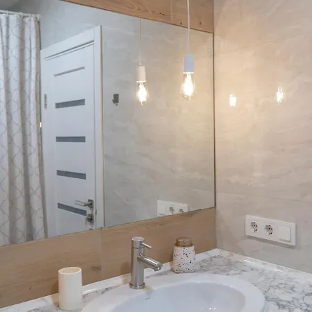 City Rooms Pearl 34 - Self Check-In * أوديسا